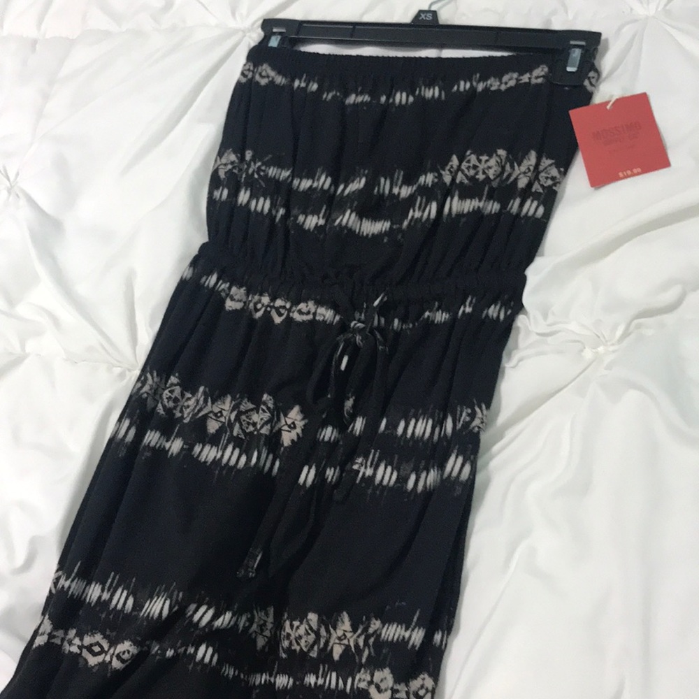 never worn strapless dress